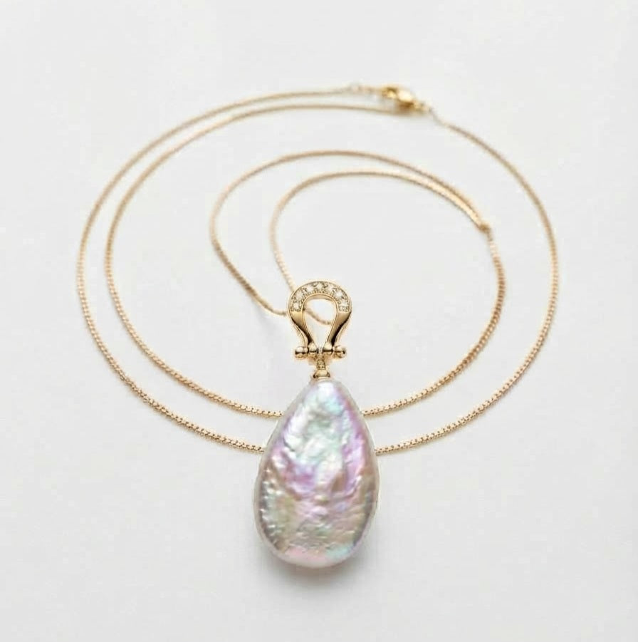 Tear Drop Baroque Necklace