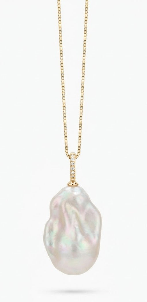 White with Gold Baroque Necklace