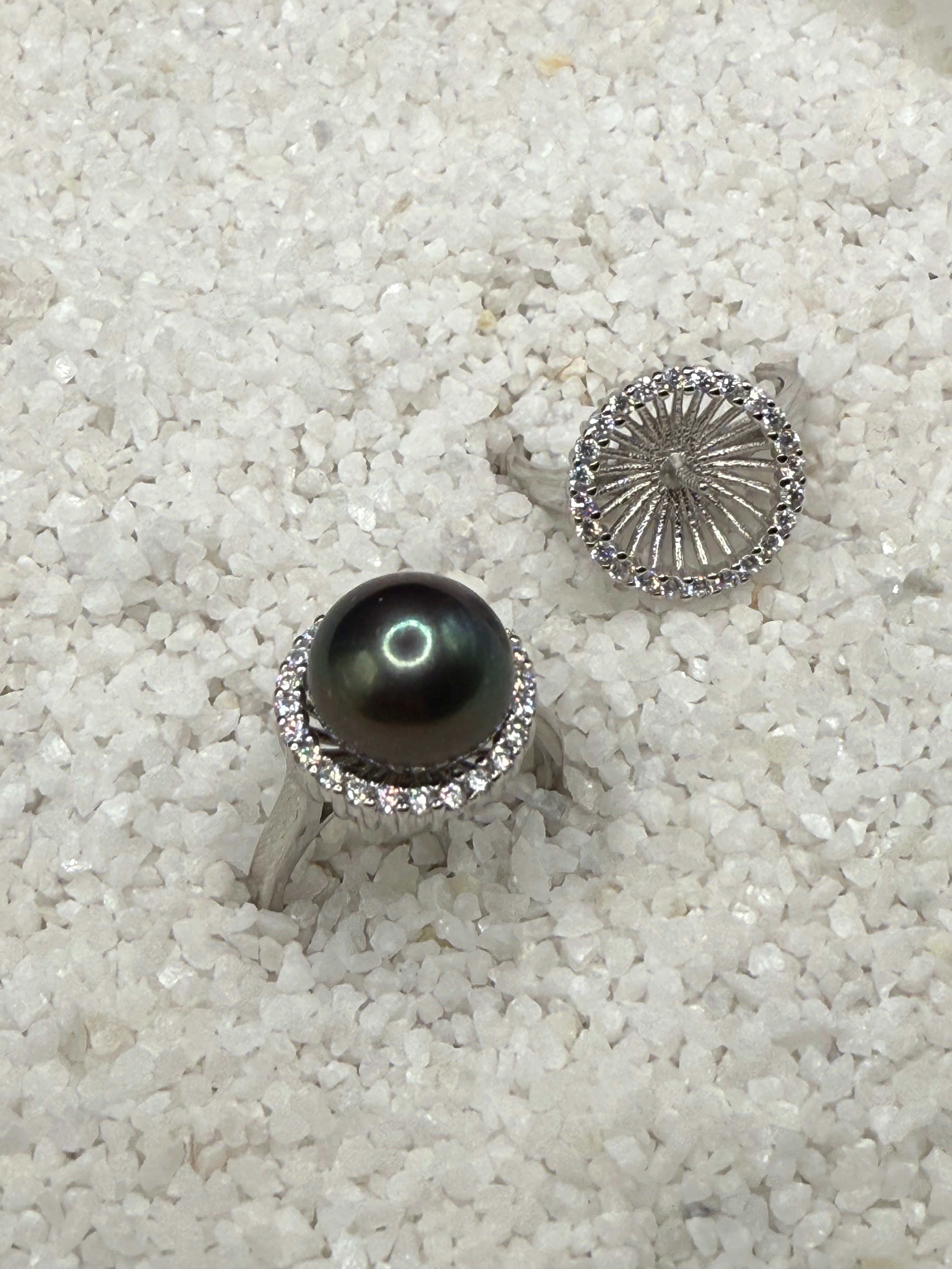 Desiree Ring