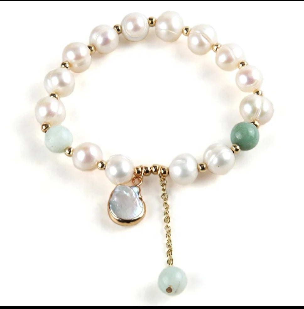 Green Aventurine and Baroque Pearl Bracelet
