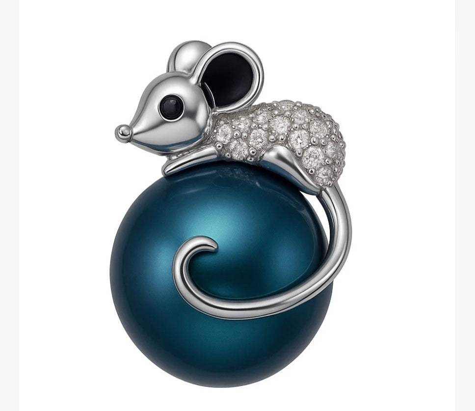 Mouse Pendant