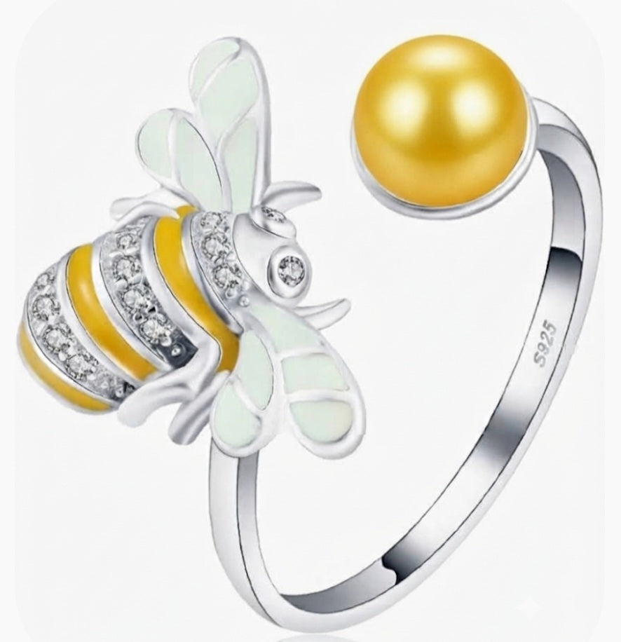 Queen Bee Ring
